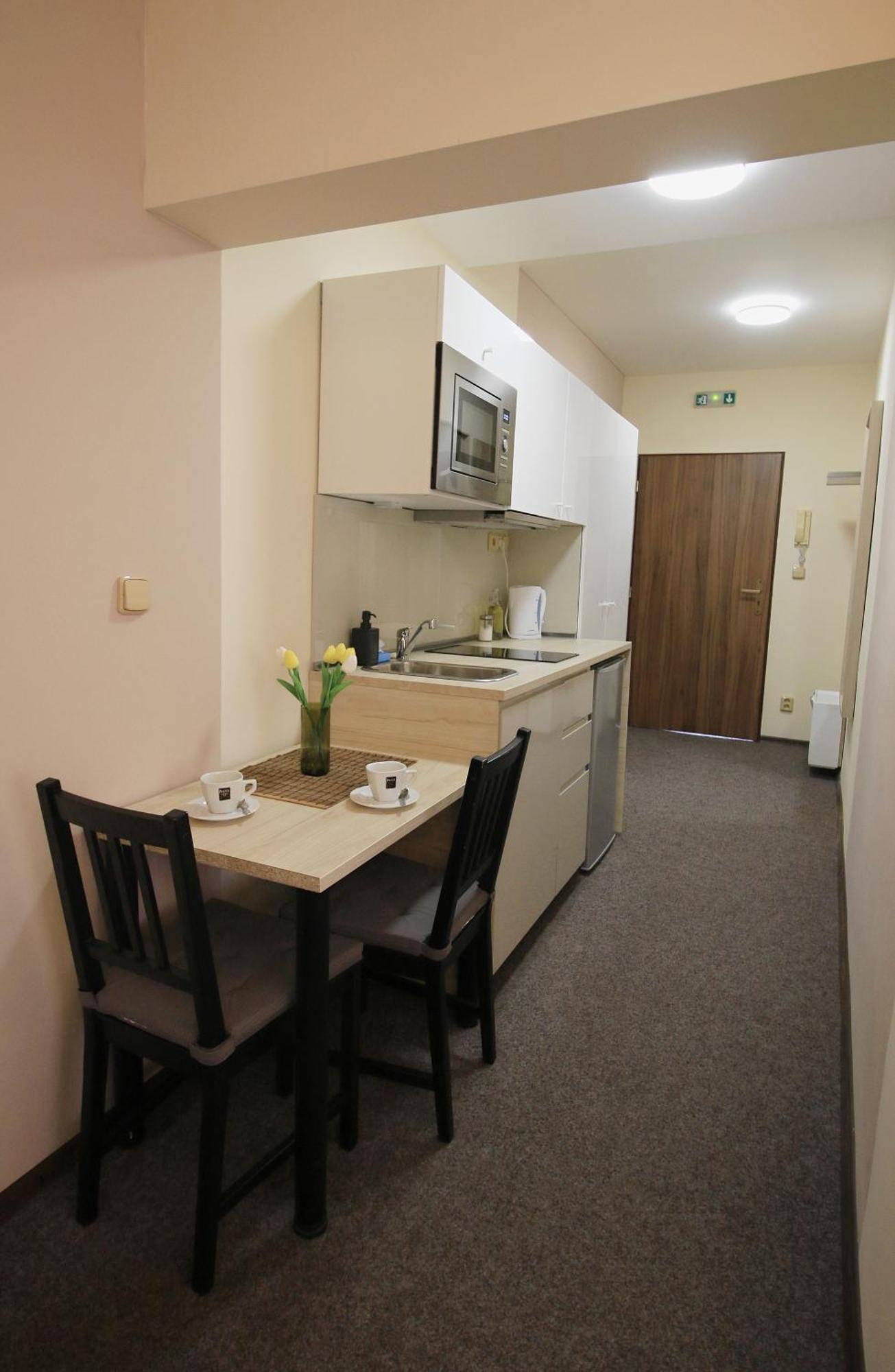 U Admirala Hotel Kladno Buitenkant foto