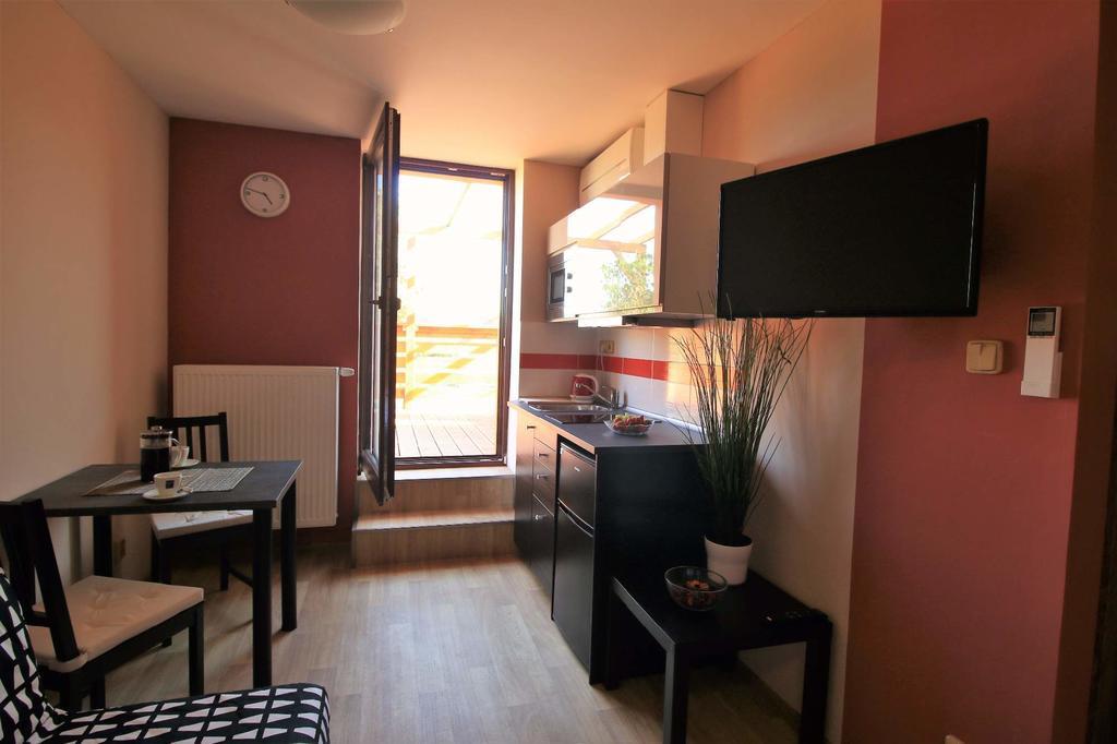 U Admirala Hotel Kladno Buitenkant foto